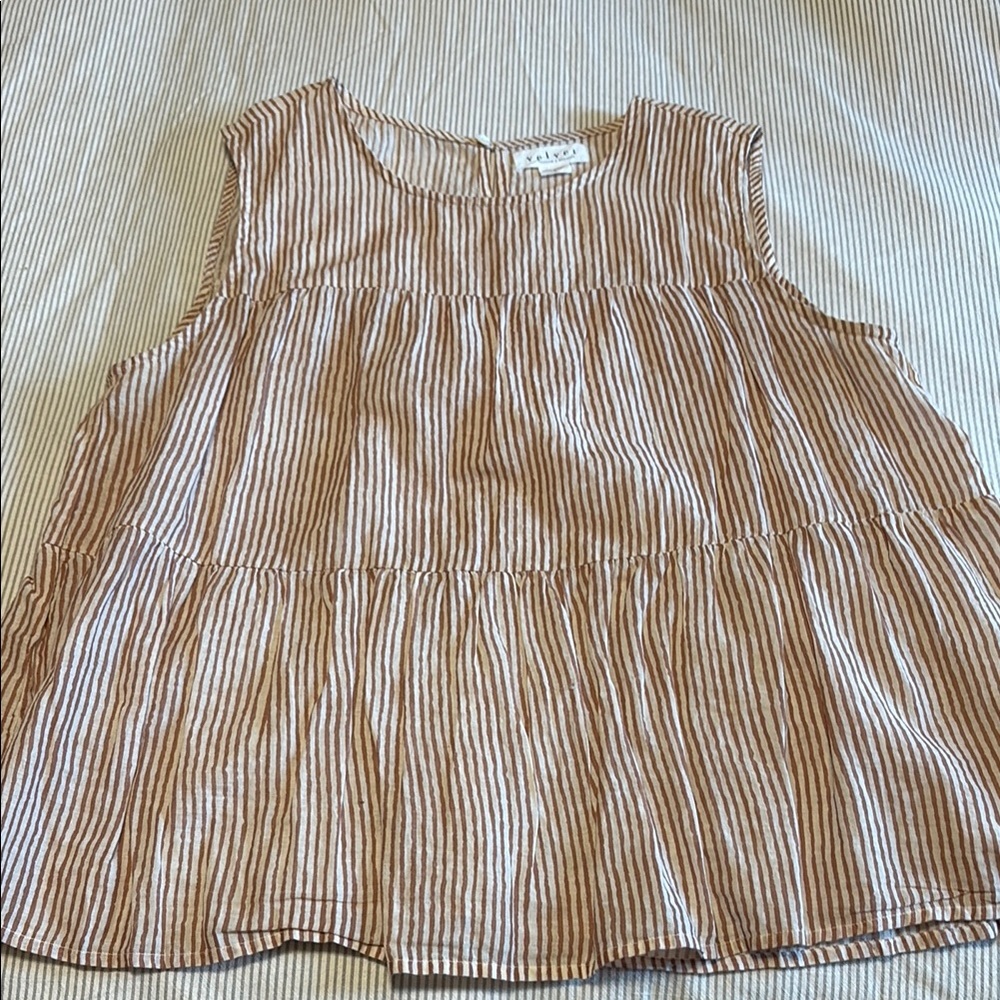 Top by Velvet